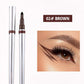 Krämig eyeliner med paddelformad spets