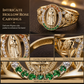Guldtonad metallring för kvinnor med gudinnaporträtt och blommotiv, med ovala färgglada kubiska zirkoner i ”Old Money”-stil