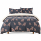 🐂 50 % RABATT! ❄️ Varmt 3-delat påslakanset med skotsk höglandsko – Dubbelsidig plysch & sherpa för kalla vinternätter 🛏️